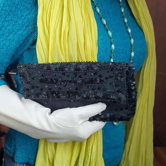 Vintage black sequin clutch 9.5"X5" snap closure - Picture 3 of 8